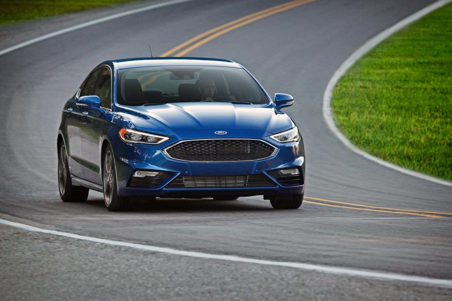  Ford Fusion Sport 2016 года  (фото 12 из 30)